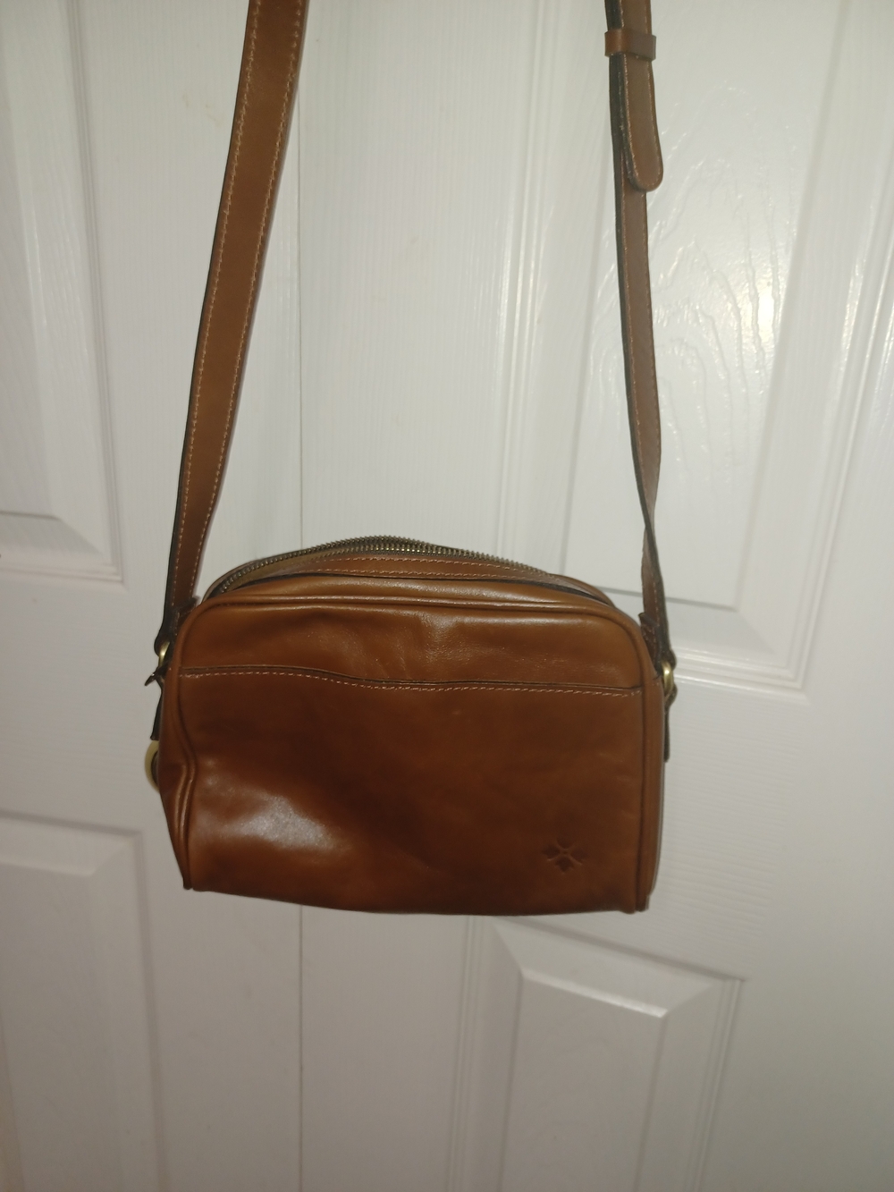 Patricia Nash Classic Brown Leather Crossbody Bag - Picture 3 of 6
